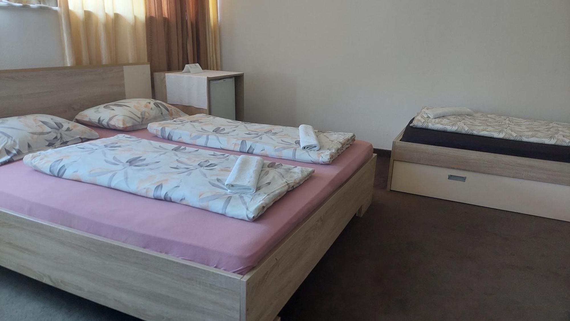 Hotel Irish Bihac Luaran gambar