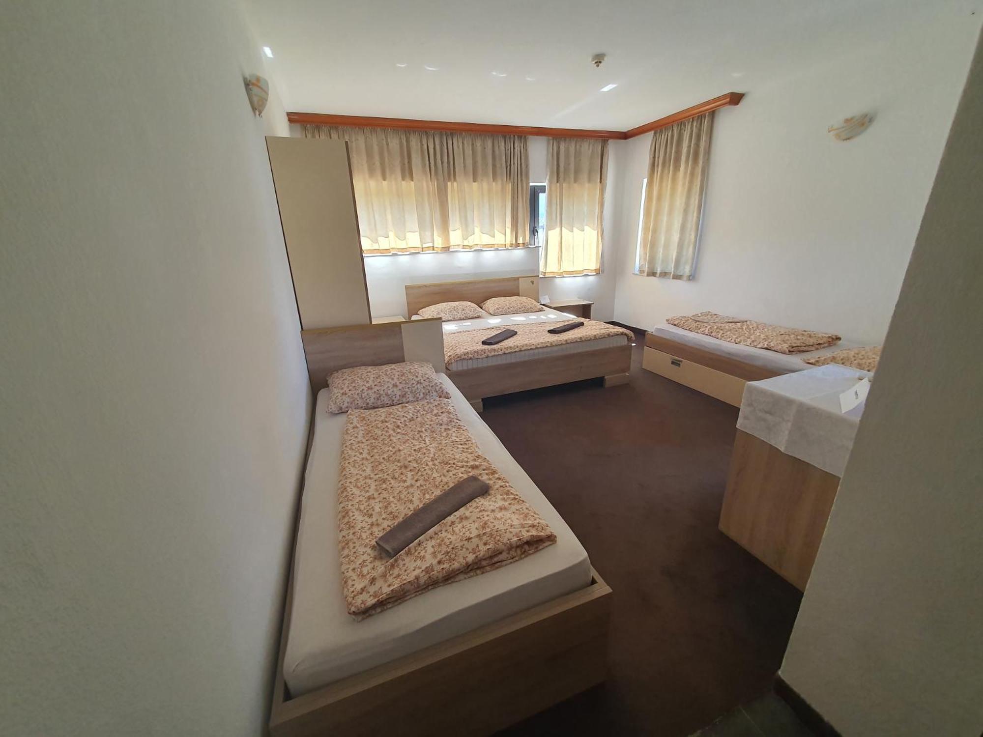 Hotel Irish Bihac Luaran gambar